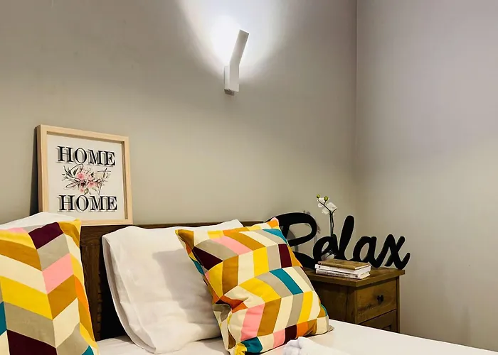 Apartman Joy Carei 3 *